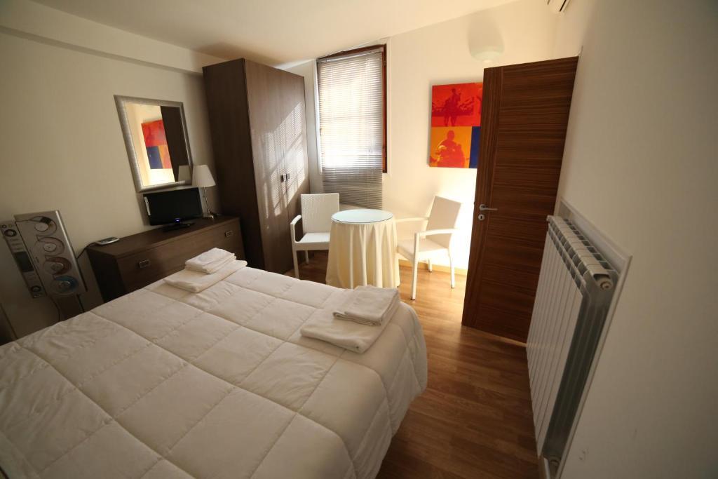 Bed & Breakfast Idomeneo 63 Lecce Zewnętrze zdjęcie