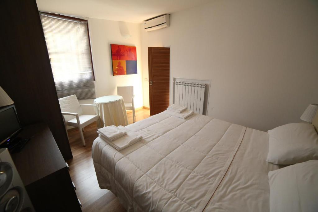 Bed & Breakfast Idomeneo 63 Lecce Zewnętrze zdjęcie